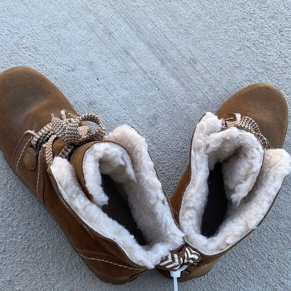 Take 50% OFF-BearPaw Warm Brown Kids Winter Boots with Faux Fur Lining, Sz-12 main image 9